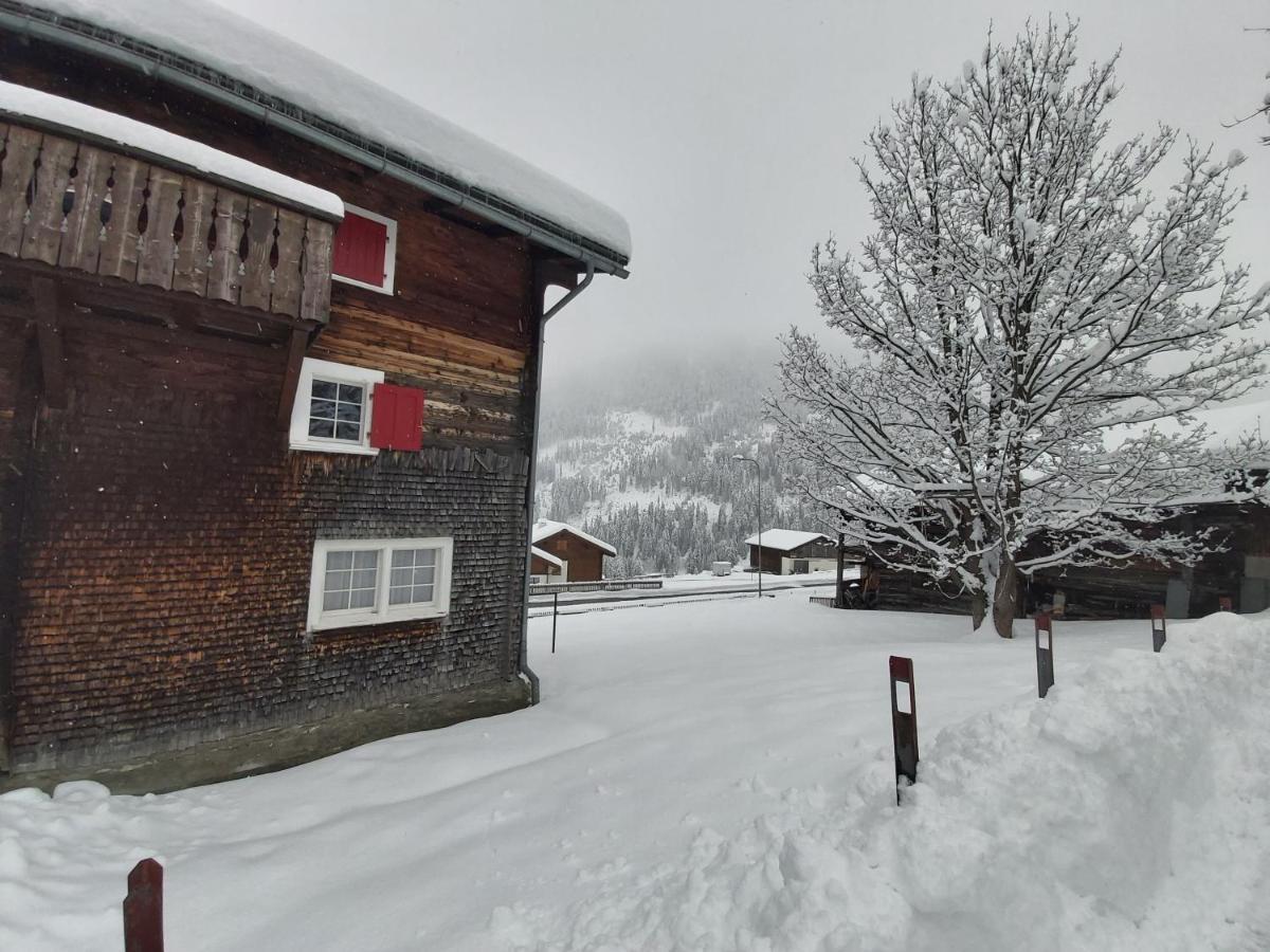 Tgesa Felici Apartment Sedrun Exterior photo